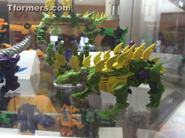 Botcon 2014 Hasbro Booth Age Of Extinction Display  (15 of 153)